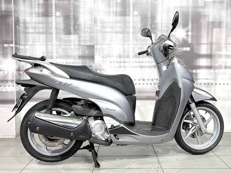 Honda SH 300