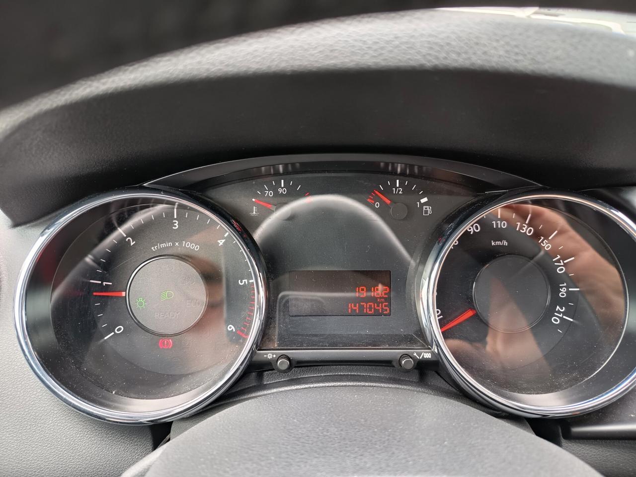 Peugeot 3008 1.6 HDi 115CV Business