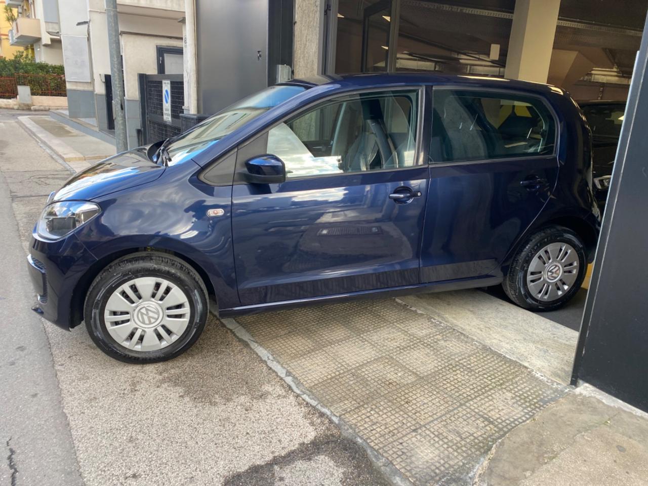 Volkswagen up! 1.0 5p. move up! Neopatentati