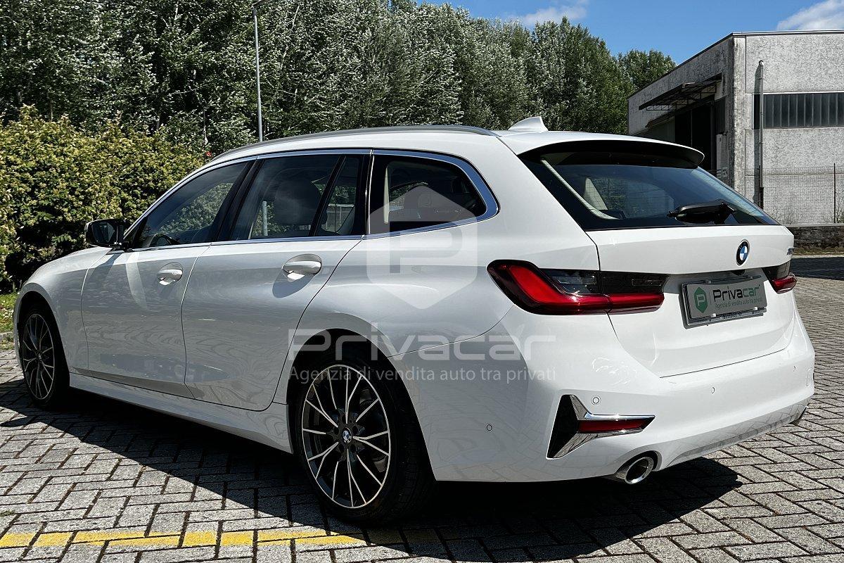 BMW 320d 48V Touring Luxury