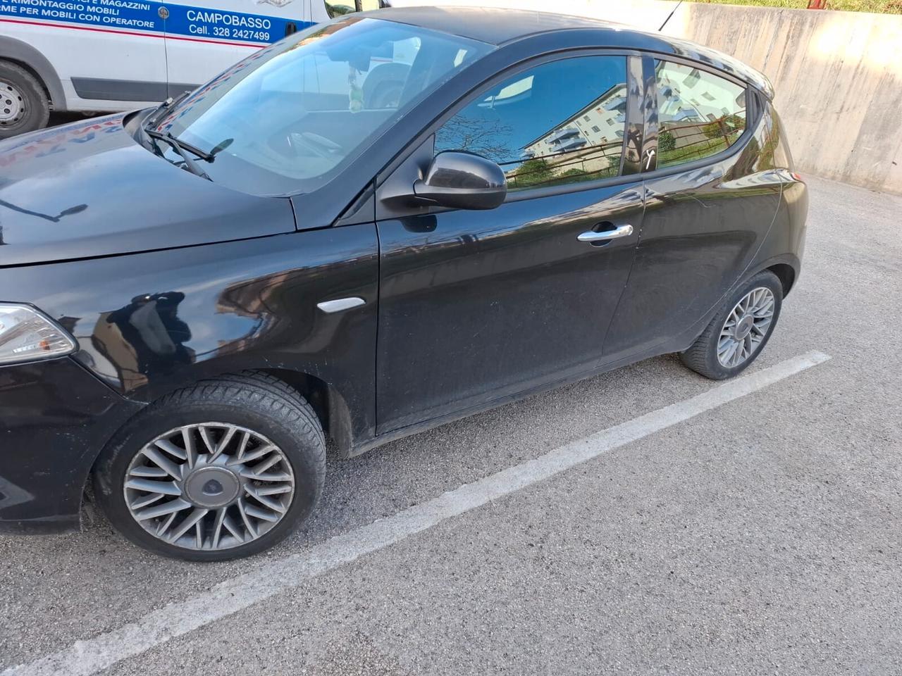 Lancia Ypsilon 1.3 MJT 16V 95 CV 5 porte S&S Gold