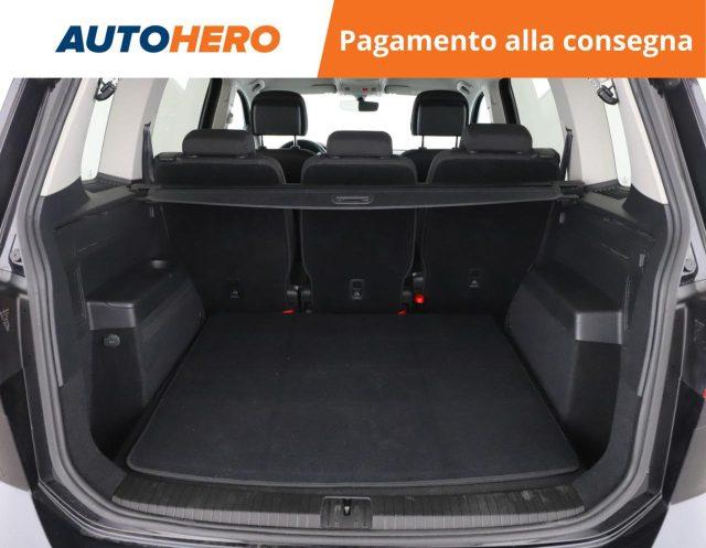 VOLKSWAGEN Touran 2.0 TDI 150 CV SCR DSG Business BlueMotion Technol