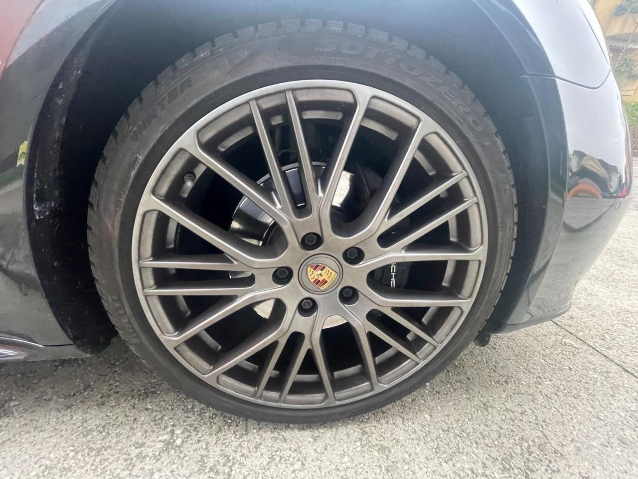 PORSCHE Panamera 2.9 4 Platinum Edition