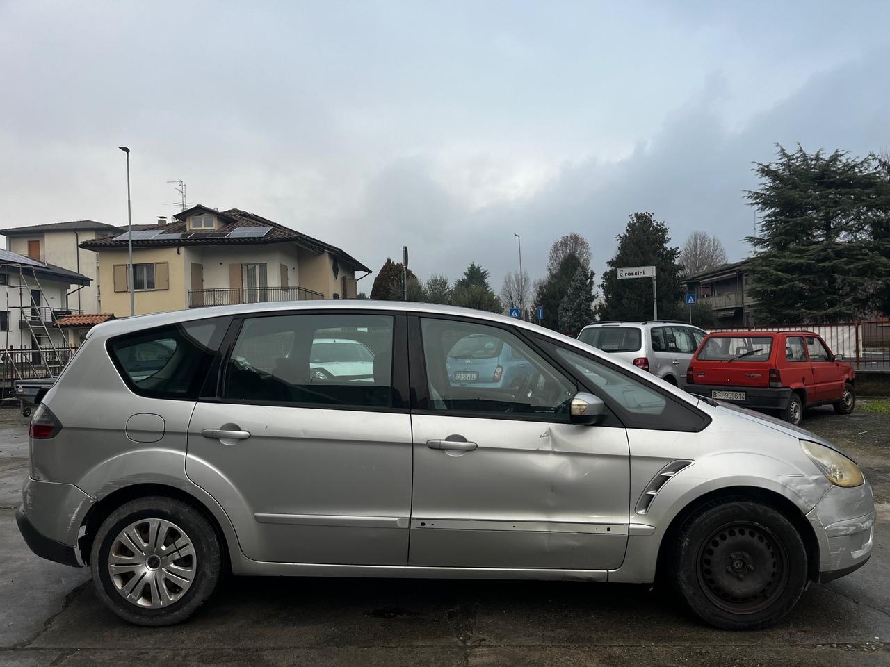 Ford S-Max 1.8 TDCi 125CV Titanium