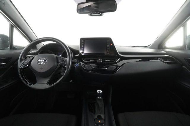 TOYOTA C-HR C-HR 1.8 Hybrid E-CVT Business