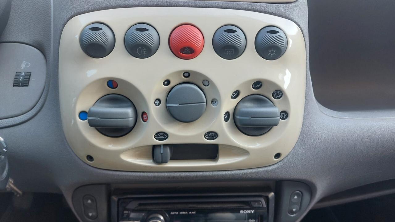 Fiat 600 1.1 ACTIVE CLIMA/IDROGUIDA