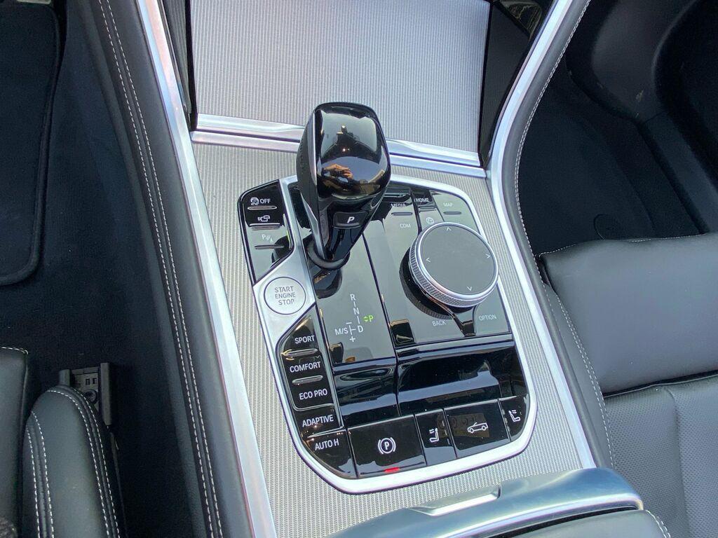 BMW Serie 8 Cabrio 840 d Mild Hybrid 48V Individual Composition Msport xDrive Steptronic