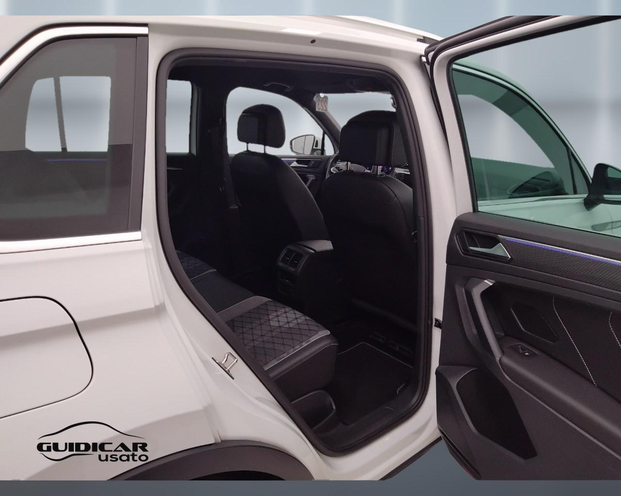 VOLKSWAGEN Tiguan II 2021 - Tiguan 2.0 tdi R-Line 4motion 150cv dsg