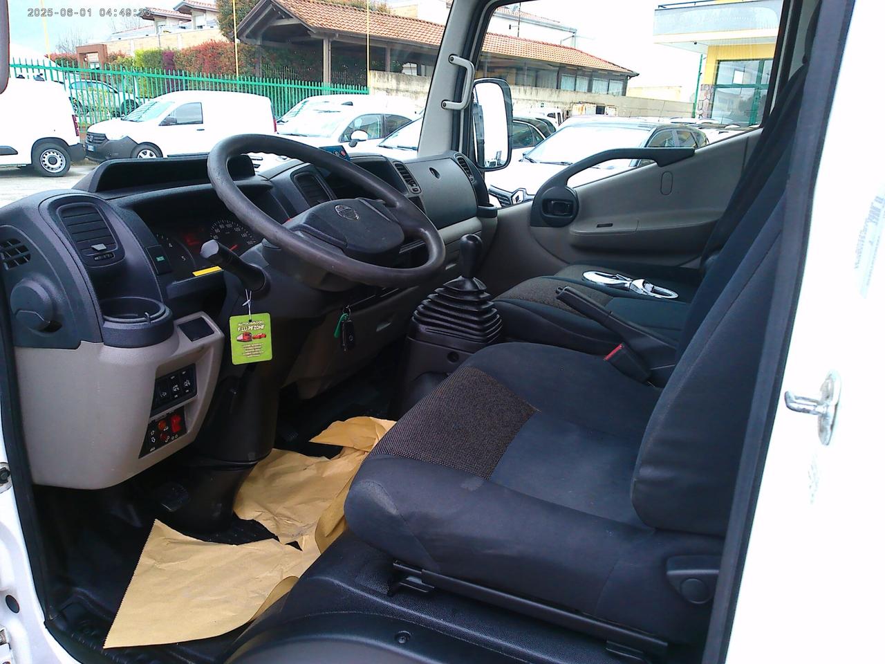 Nissan Cabstar NT 400 3000 E6 GRU AG 2510 2+2 JIB RIBALTABILE 92K