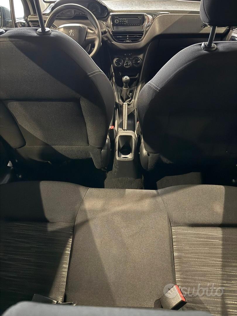 PEUGEOT 208 - 2014 - 117000 KM - BENZINA -NEOPATENTATI
