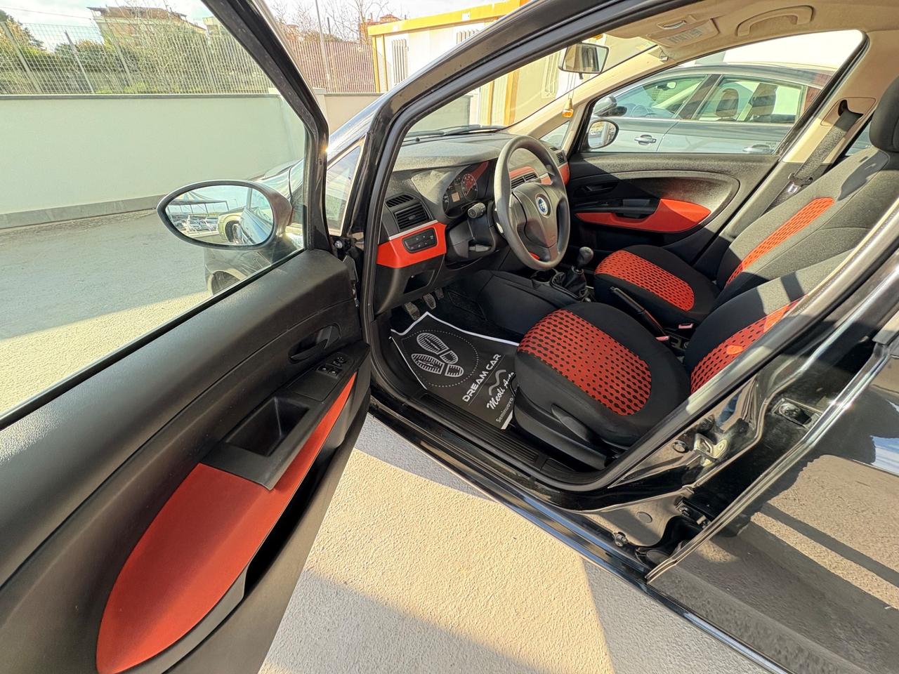 Fiat Grande Punto 1.3 MJT 75 CV 5 porte Active