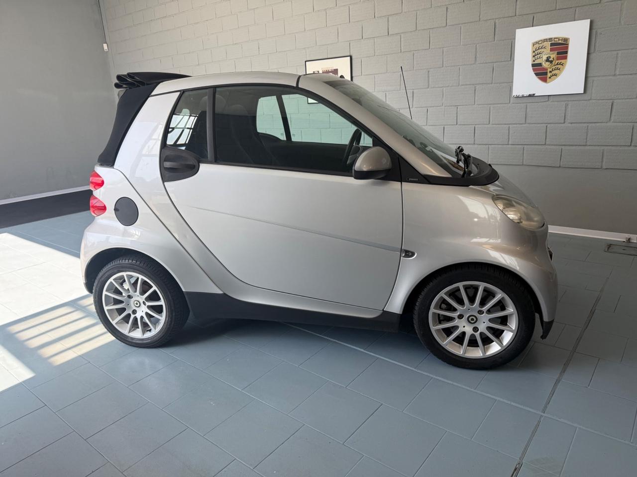 Smart ForTwo 1000 62 kW cabrio pulse