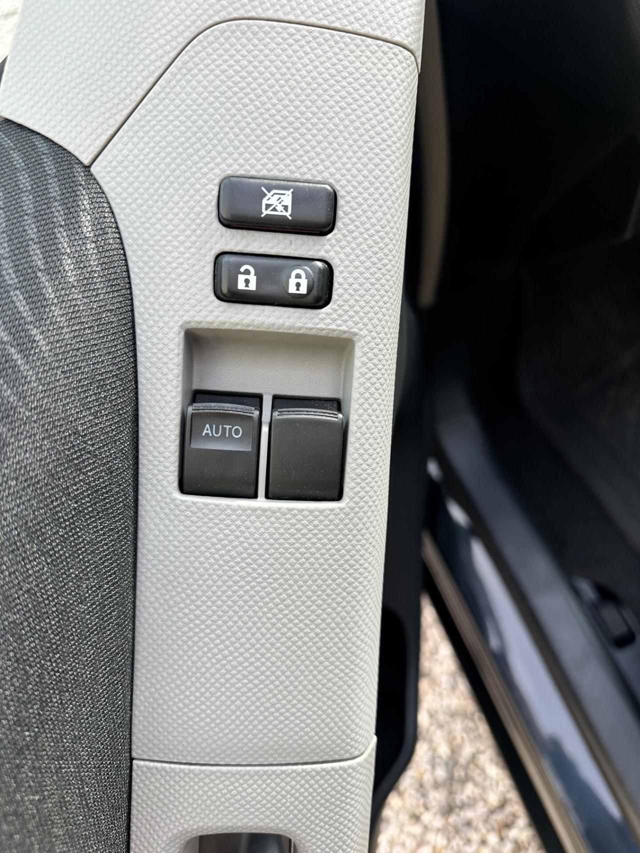 Toyota Yaris 1.3 5 porte (Dayhatsu Charade)