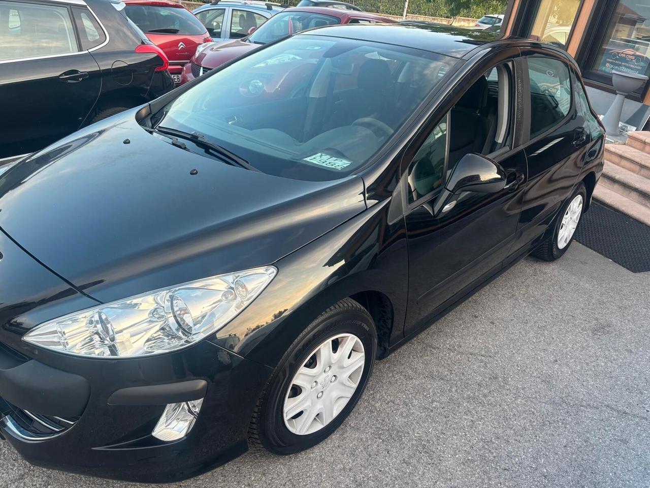 Peugeot 308 1.6 HDi 90CV 5p. Premium