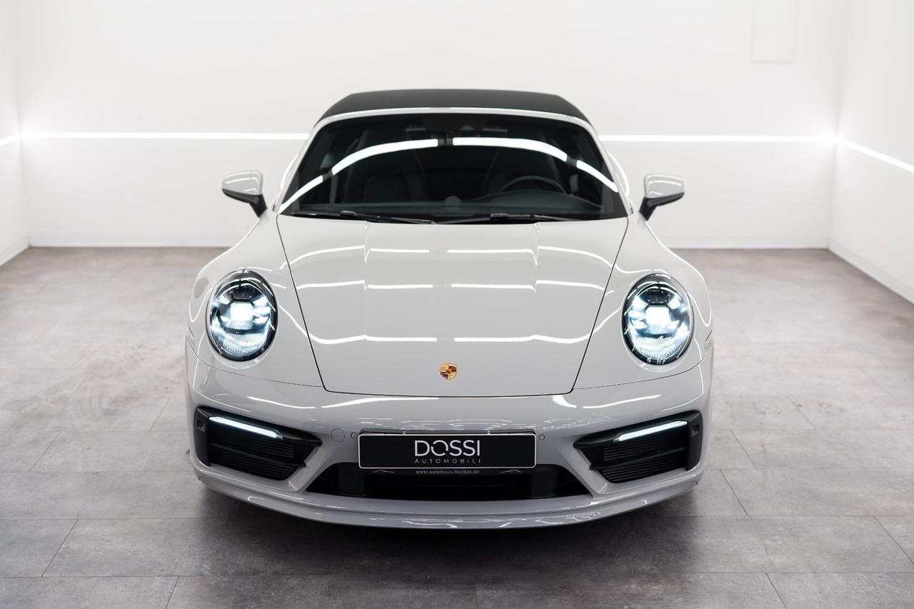 Porsche 911 Carrera Cabriolet GESSO