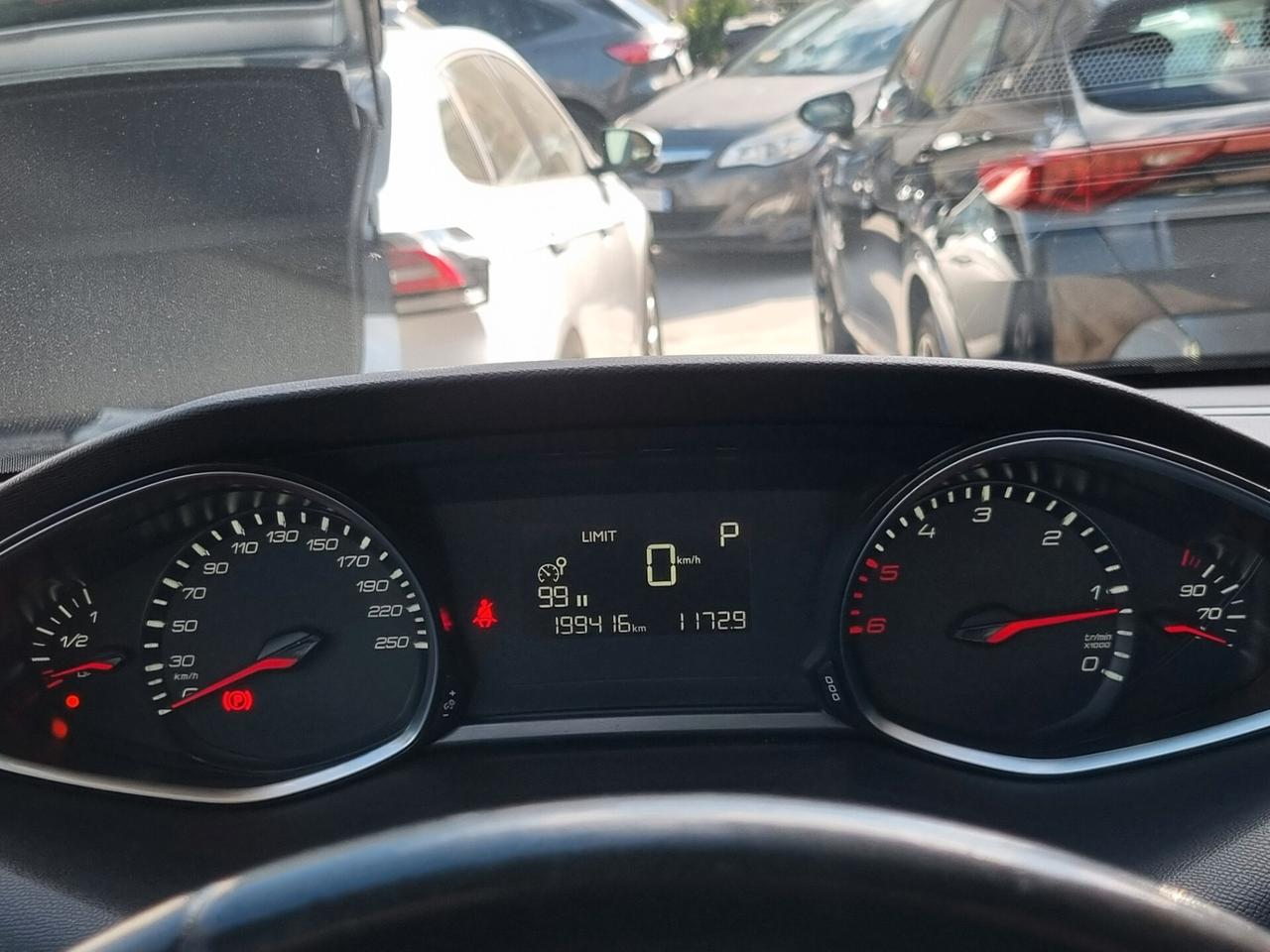 Peugeot 308 BlueHDi 120 S&S EAT6 Business