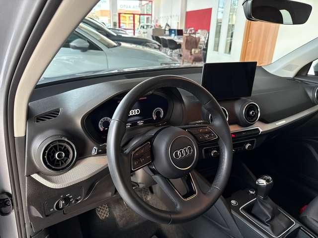 Audi Q2 30 TFSI Business Advanced