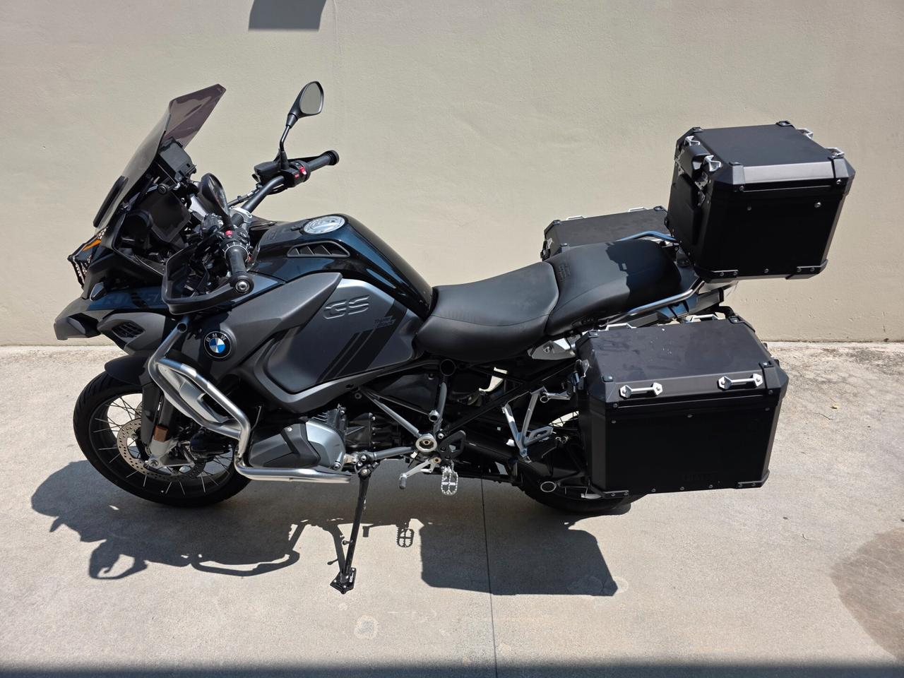 Bmw R 1250 RS Adventure triple black