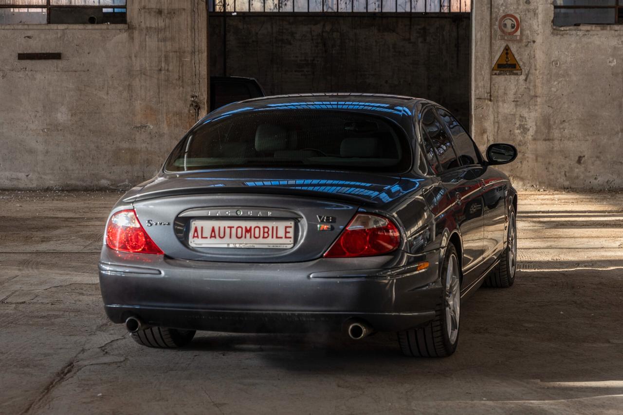 Jaguar S-Type (X202) 4.2 V8 32V cat R