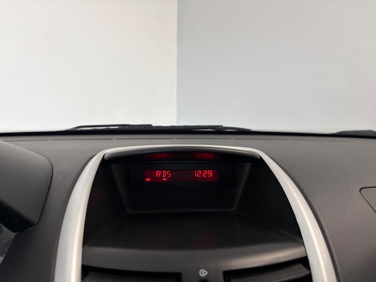 Peugeot 206 Plus 1.1 60CV 3p. km 68.000 Nuova !