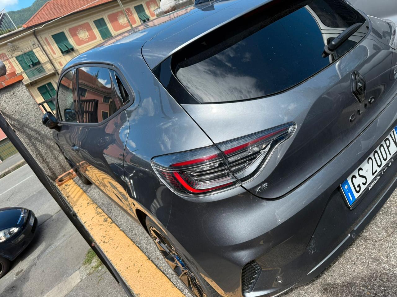 Renault Clio Full Hybrid E-Tech 145 CV 5 porte Equilibre