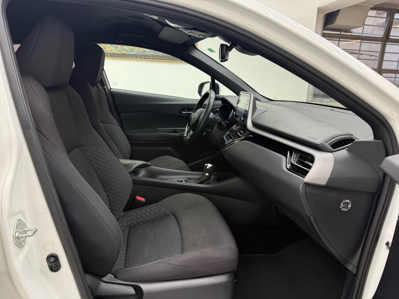 Toyota C-HR 1.8 Hybrid E-CVT GR GARANZIA TOYOTA 2038