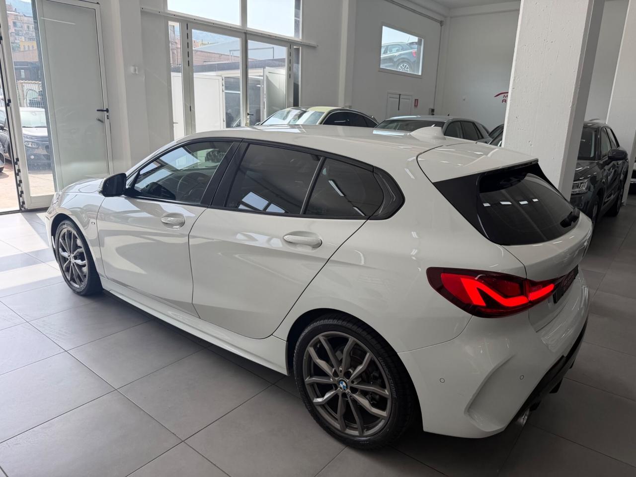 Bmw serie 1 118d 5p. M SPORT FINANZIABILE
