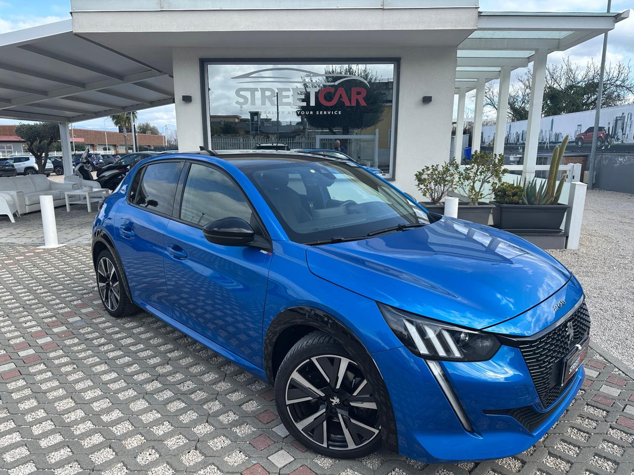 Peugeot 208 1.2 puretech GT Line s&s 100cv eat8
