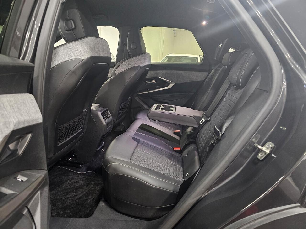 Nuova PEUGEOT 3008 GT - Hybrid 145CV E-DCS6 Grigio Titanio