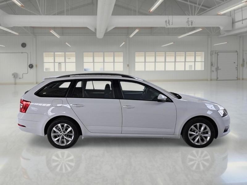 SKODA OCTAVIA 1.6 TDI EXECUTIVE STATION WAGON