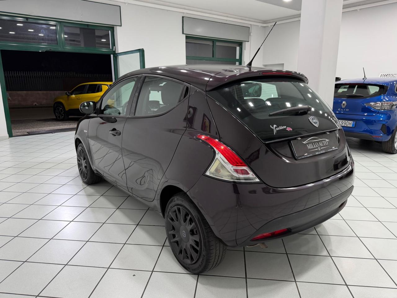 Lancia Ypsilon 1.2 69 CV 5 porte GPL Ecochic Elefantino