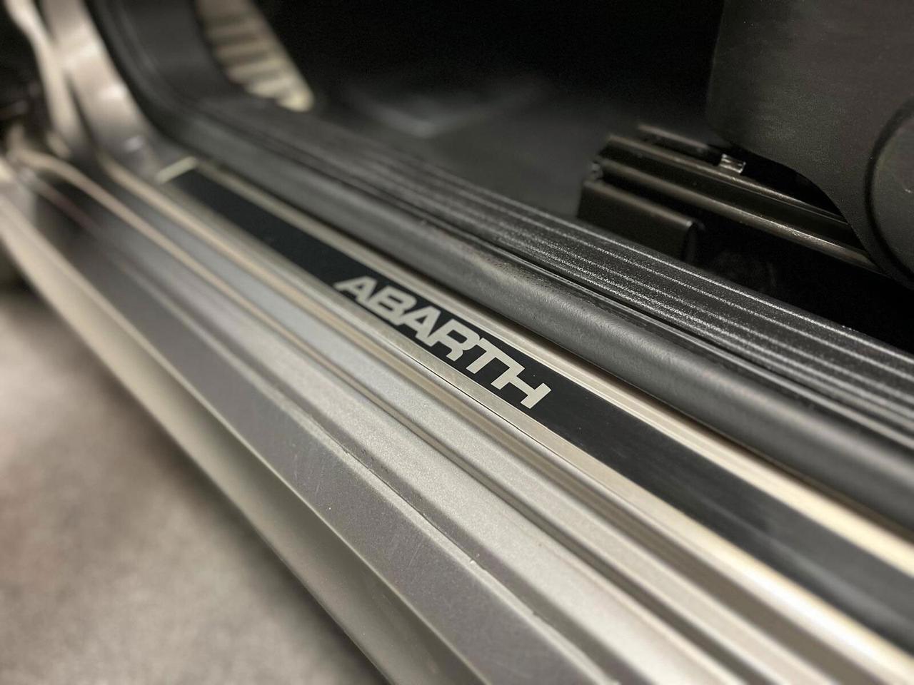 Abarth 595 1.4 Turbo T-Jet 165 CV Turismo