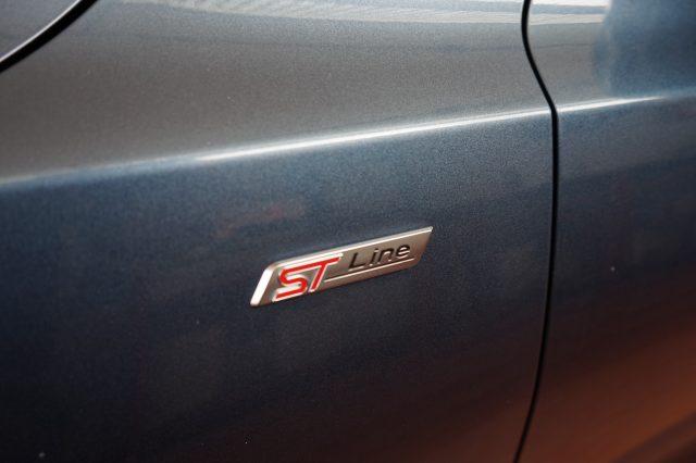 FORD Focus 1.0 EcoBoost Hybrid 125 CV 5p. ST-Line Design