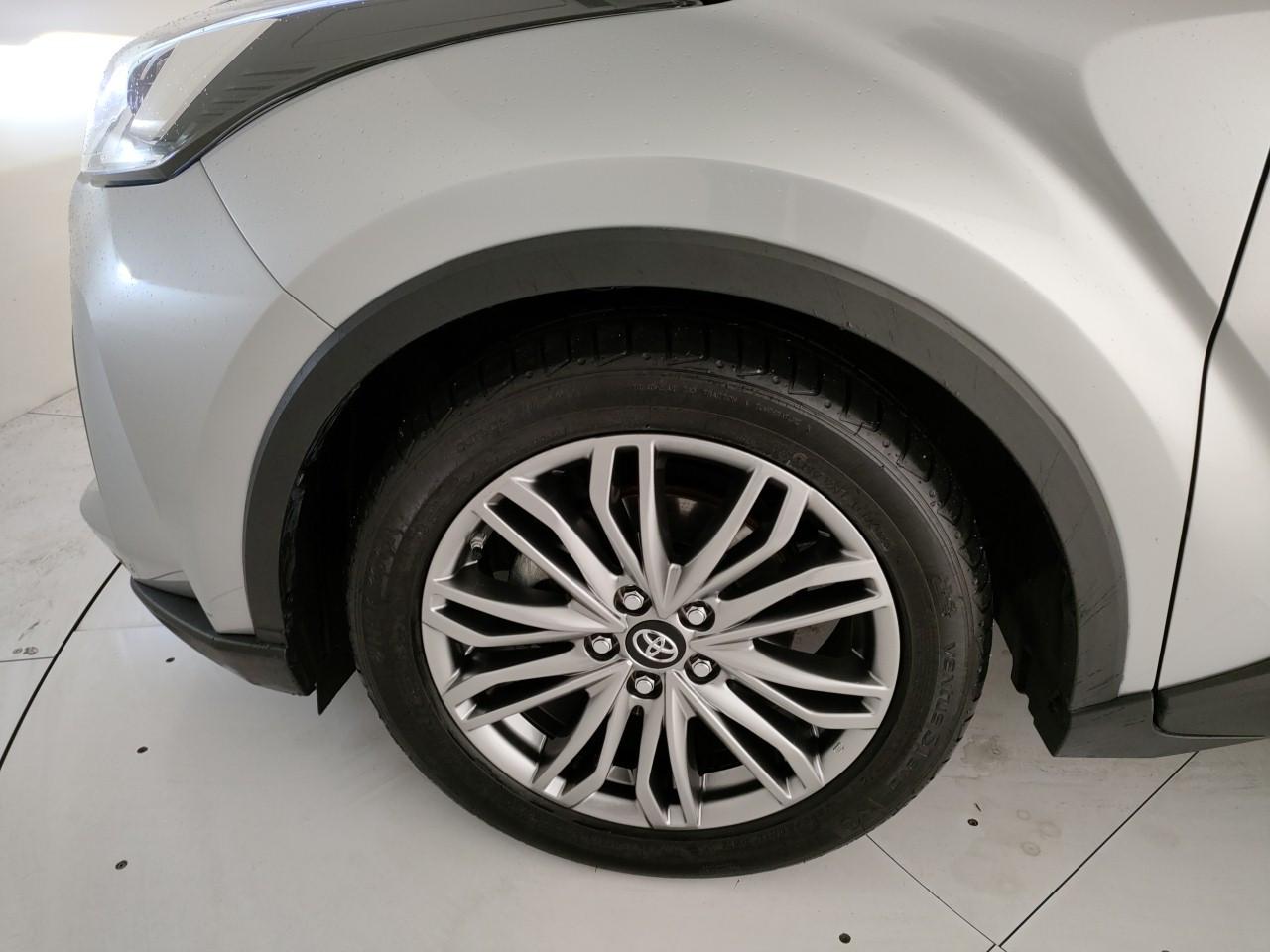 TOYOTA C-HR 1.8h Lounge e-cvt