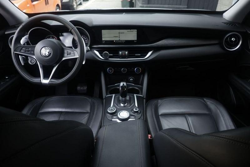 Alfa Romeo Stelvio Alfa Romeo Stelvio 2.2 Turbodiesel 210 CV AT8 Q4 Executive 154KW ANNO 2017