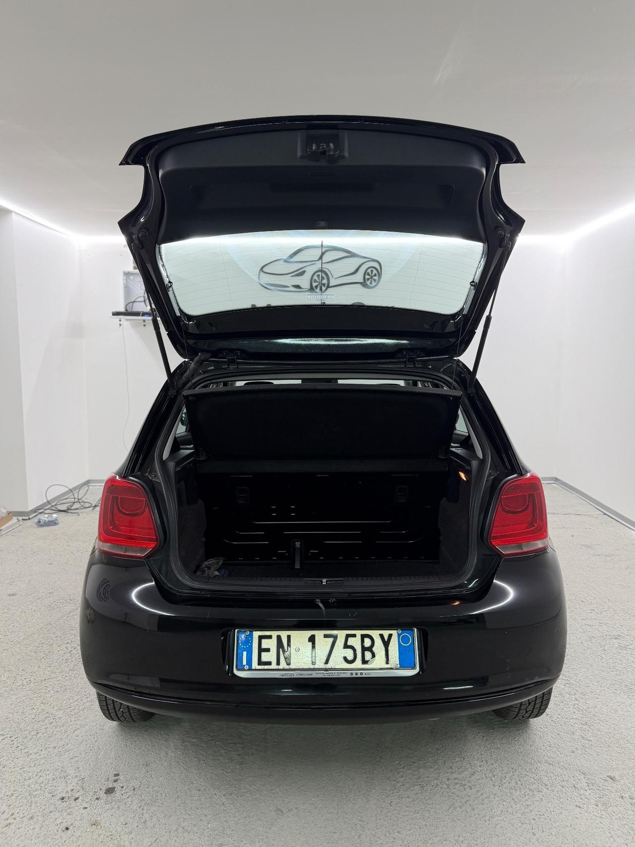 VOLKSWAGEN POLO (anno 2012)