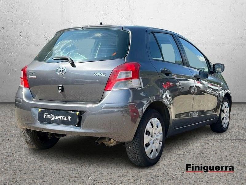 Toyota Yaris Yaris 5p 1.4 d-4d dpf my10