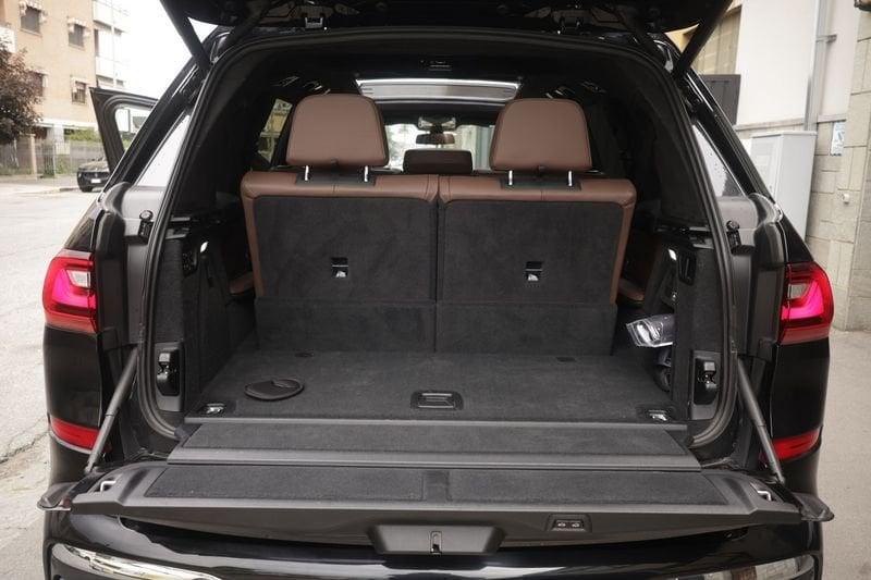 BMW X7 BMW X7 xDrive 40d 48V auto 7 Posti IVA ESPOSTA Unicoproprietario