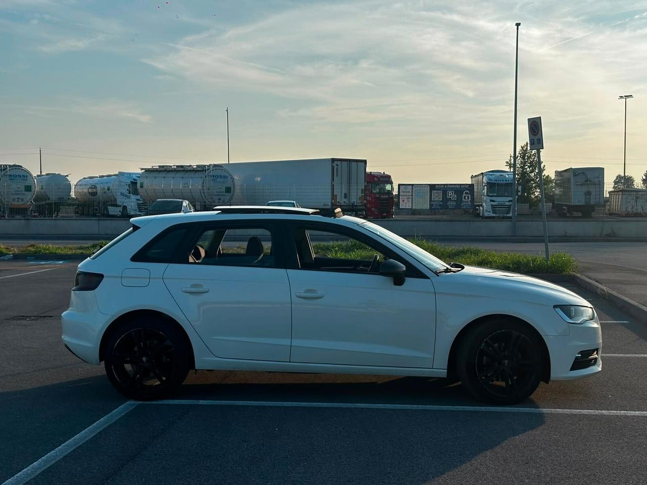 Audi A3 1.6 TDI FULL OPTIONAL
