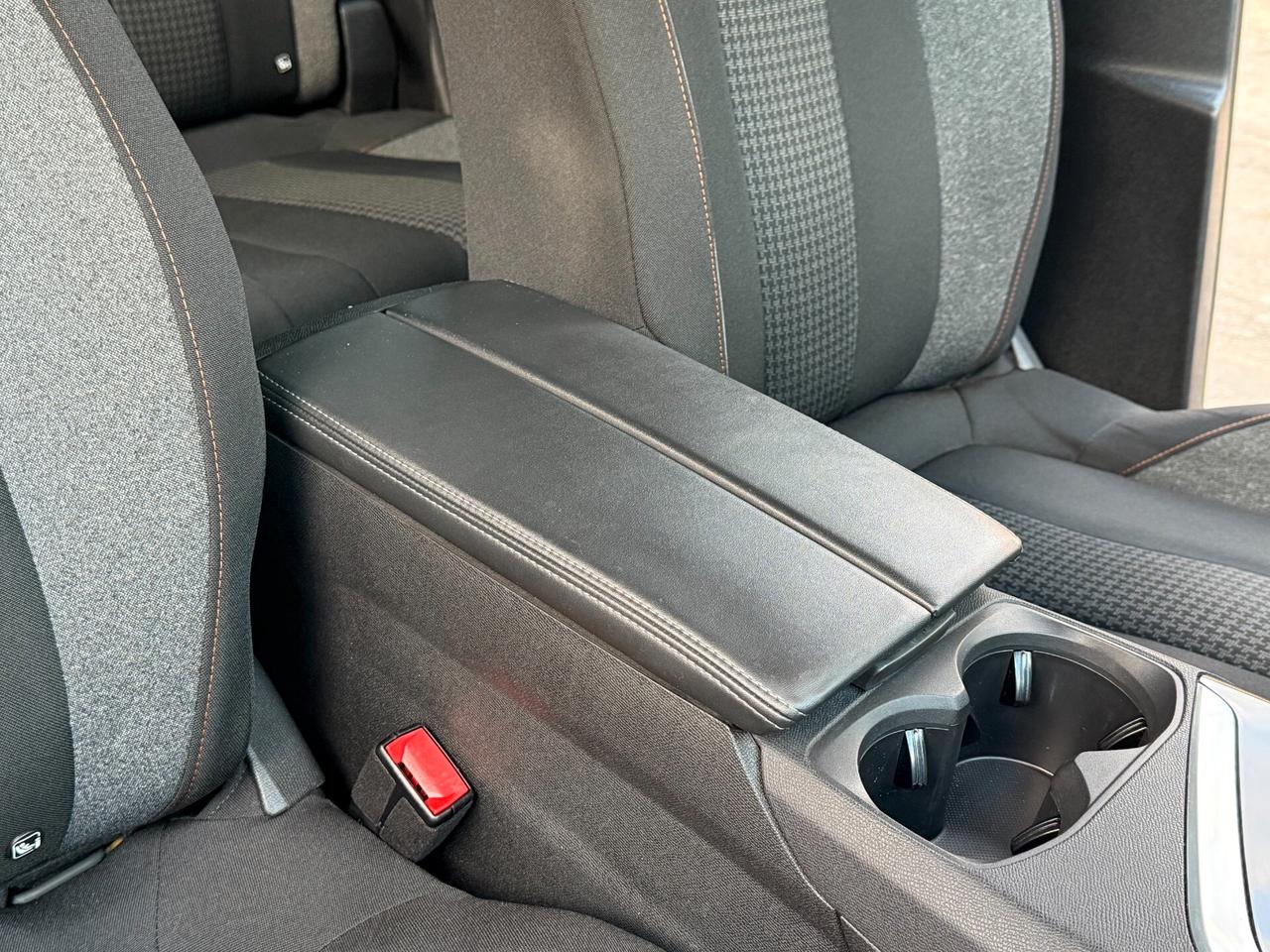 Peugeot 3008 BlueHDi 130 LED NAVI CAMERA - 2021