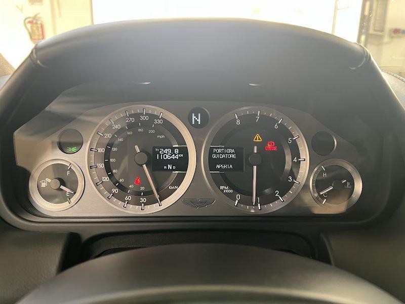 Aston Martin V8 Vantage Vantage Coupe 4.7 V8 sportshift