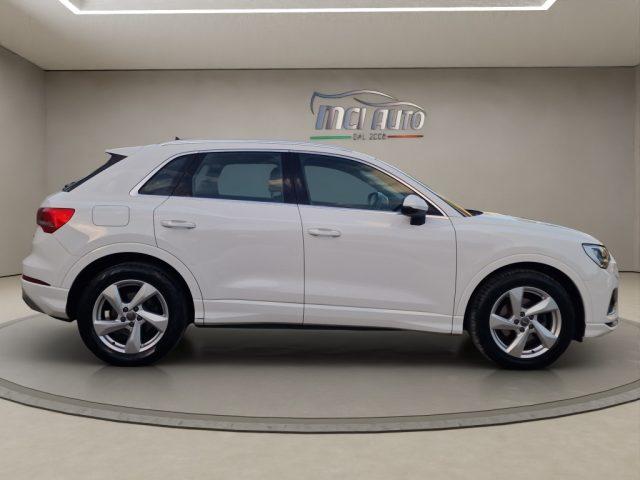 AUDI Q3 35 TDI S tronic Business Advanced