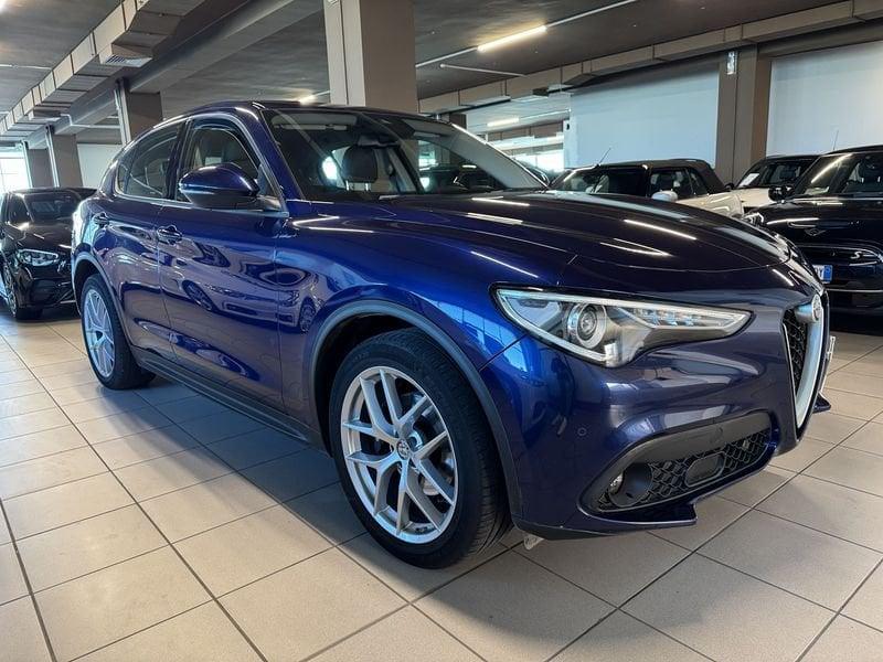 Alfa Romeo Stelvio 2.2 Turbodiesel 190 CV AT8 RWD Executive