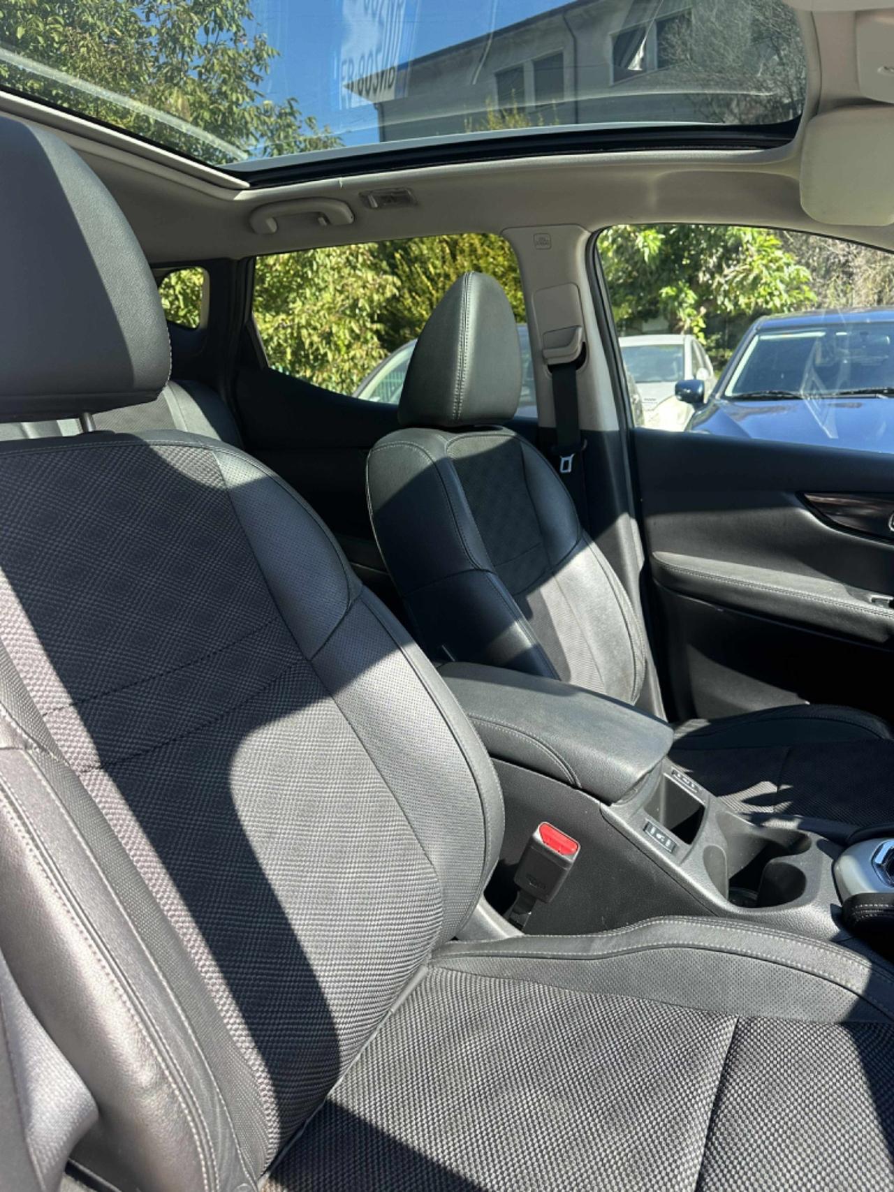 Nissan QASHQAI 1.6 dCi TEKNA TETTO FULLOPT 360CAM