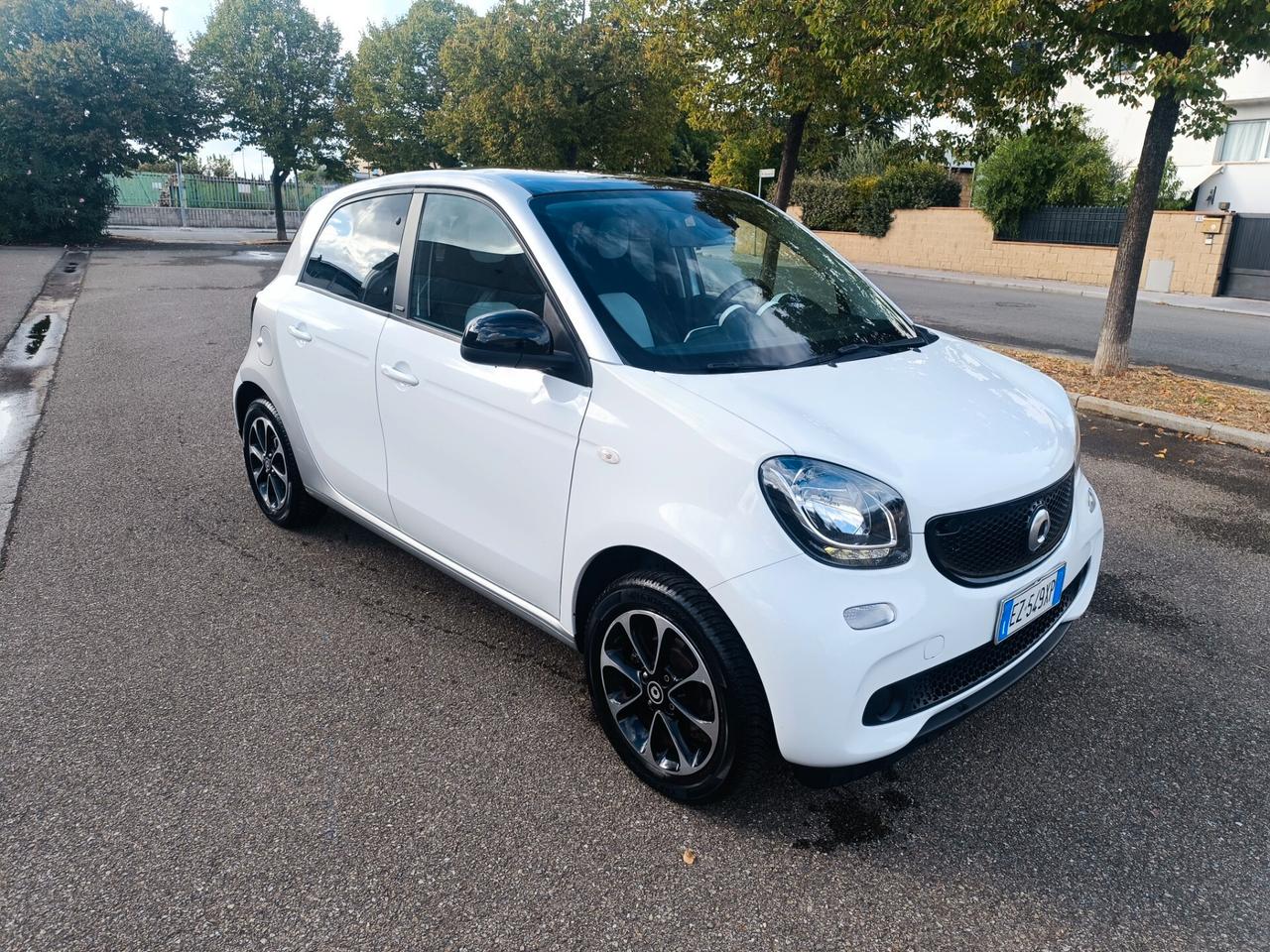 Smart ForFour 70 1.0 Passion 5 porte del 2015