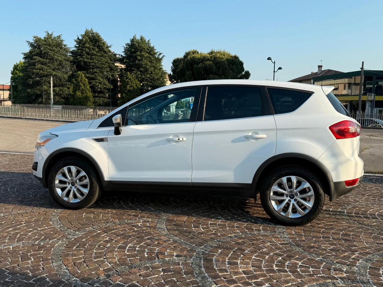 Ford Kuga 2.0 TDCi 136 CV 4WD Titanium DPF