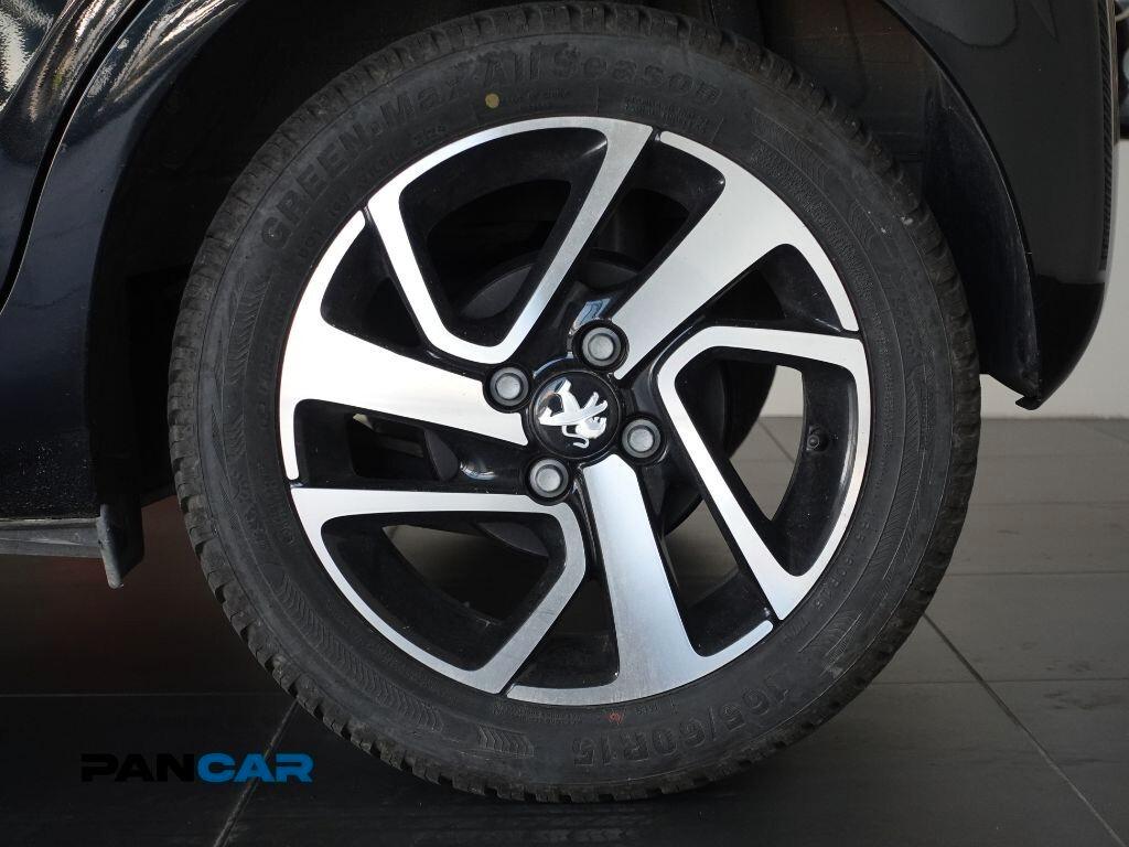 Peugeot 108 VTi 72 S&S 5 porte Allure Ok neopatentati