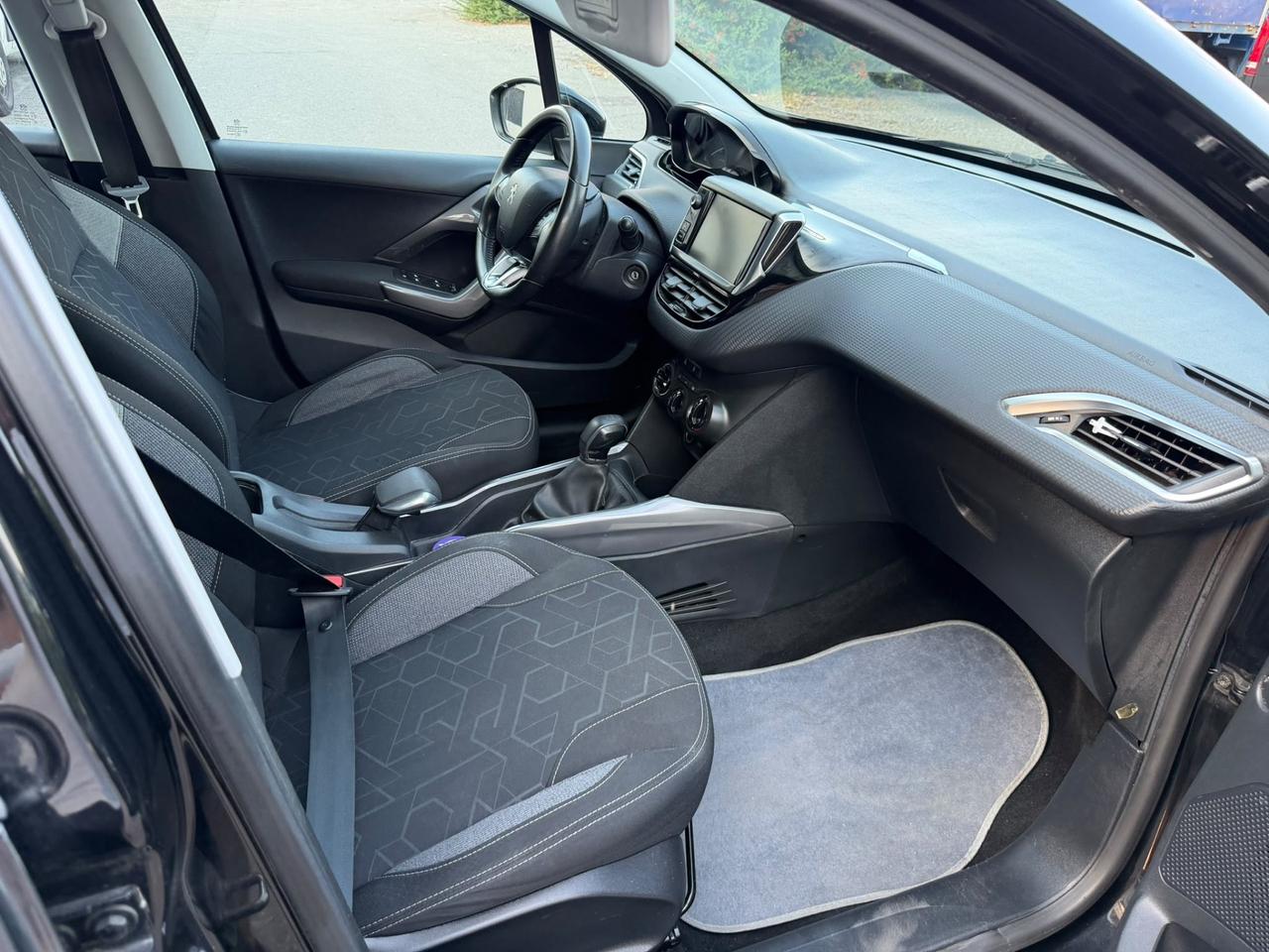Peugeot 2008 PureTech 82 Allure