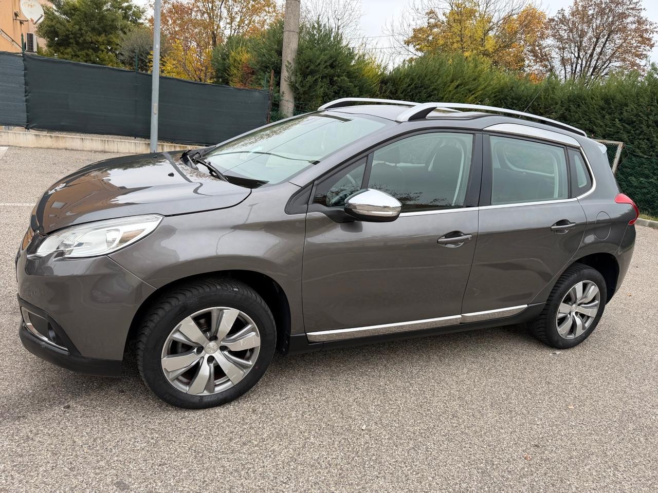 Peugeot 2008 1.6 - AUT. - NEOP. - NAV. - 12 MESI DI GARANZIA -