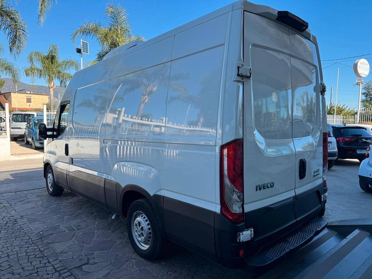 Iveco Daily 35C15 BTor 3.0 HPT PM-RG Cabinato